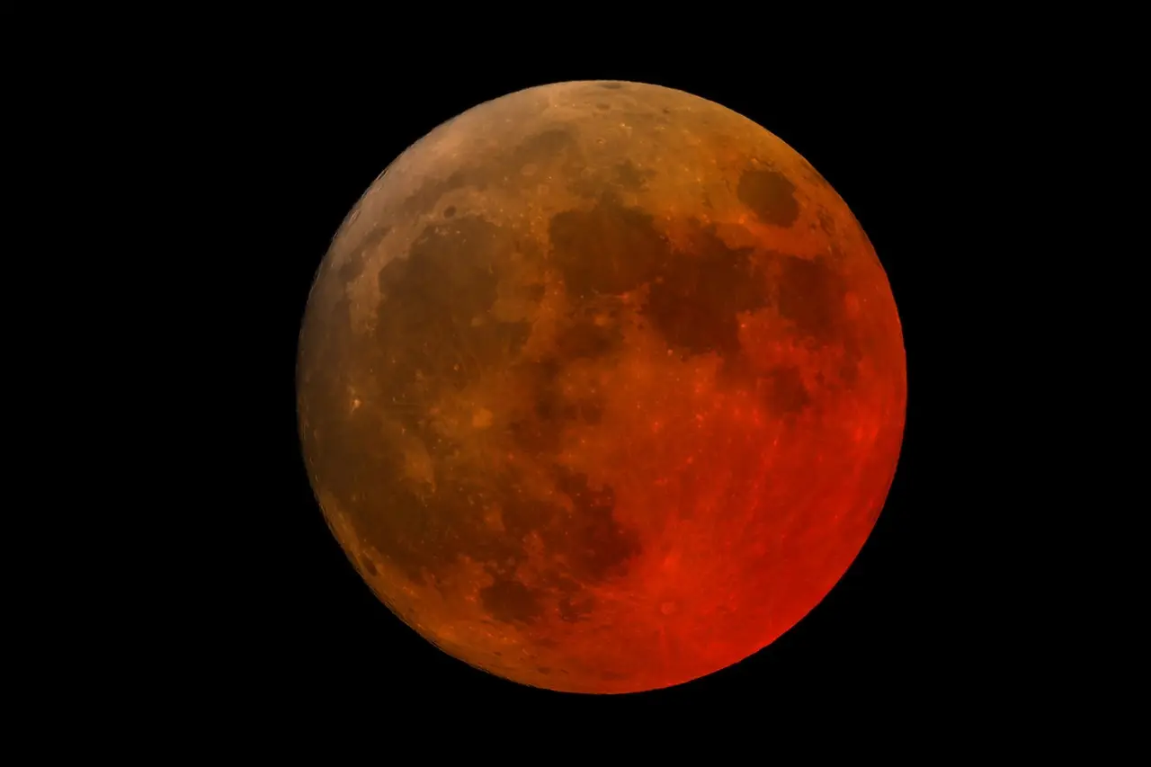 Gerhana Bulan Total 3 Maret 2026: Kemenag Imbau Umat Islam Tunaikan Salat Gerhana di Seluruh Wilayah Indonesia