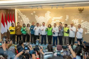 Gojek dan Grab Umumkan Bonus Hari Raya 2026, Nominal Tertinggi Capai Rp 1,6 Juta untuk Mitra