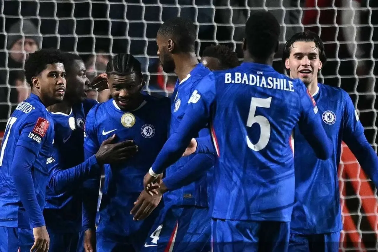 Gol Dramatis Josh Acheampong Selamatkan Chelsea, Wrexham Paksa The Blues ke Extra Time Piala FA