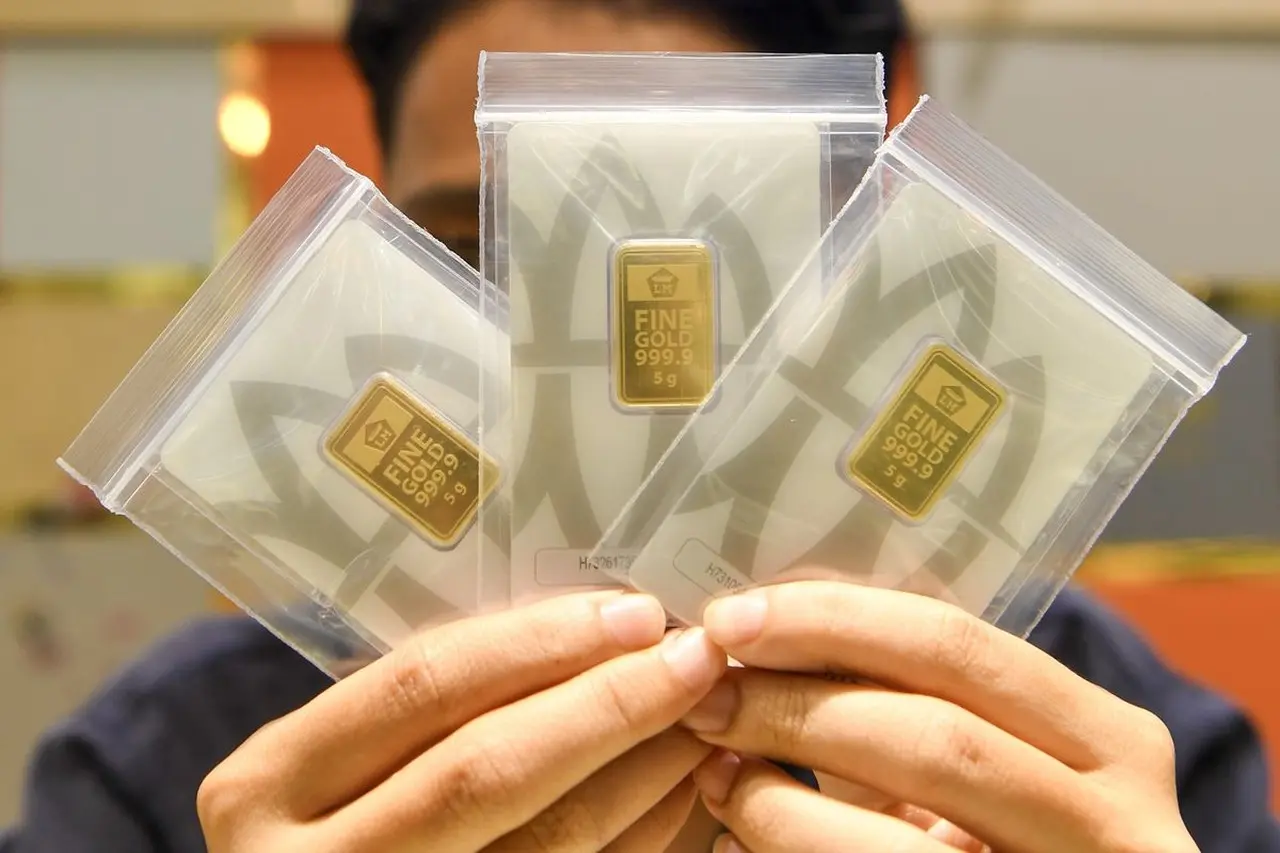 Harga Emas Antam Melonjak Drastis: Pasar Global Bergejolak Akibat Konflik Timur Tengah, Investor Waspada