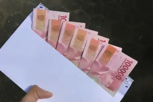 Kementerian Ketenagakerjaan Tegaskan Kewajiban Pembayaran THR Penuh dan BHR Ojol Tepat Waktu, Sanksi Menanti Pelanggar