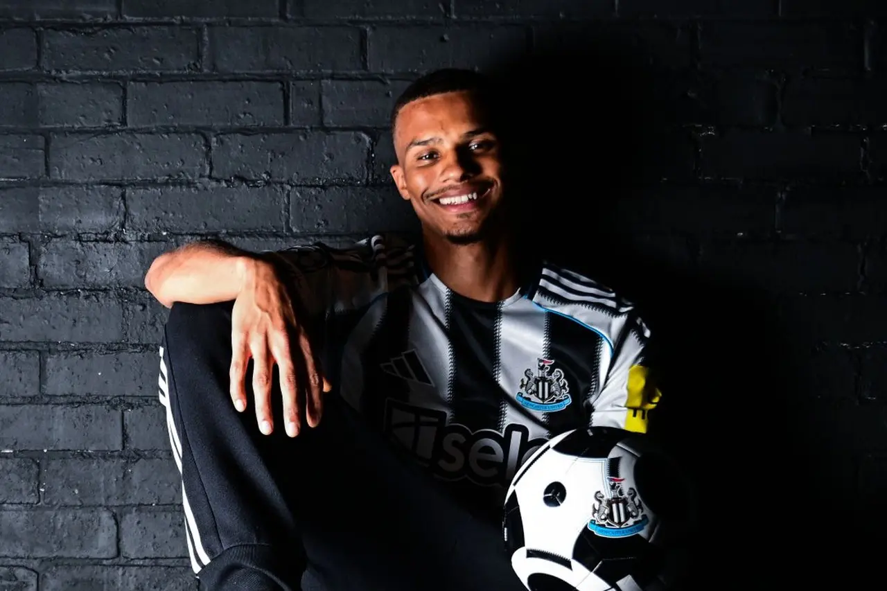 Krisis Lini Belakang Mendorong Manchester United dan Liverpool Berebut Malick Thiaw di Bursa Transfer 2026