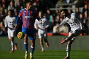 Liga Inggris 2025-2026: Manchester United Tertinggal 0-1 dari Crystal Palace di Babak Pertama, Gol Maxence Lacroix Jadi Pembeda