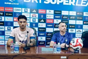 Marcos Reina Jelaskan Alasan Perekrutan Jon Toral, Kualitas Eks Arsenal Jadi Pertimbangan Utama