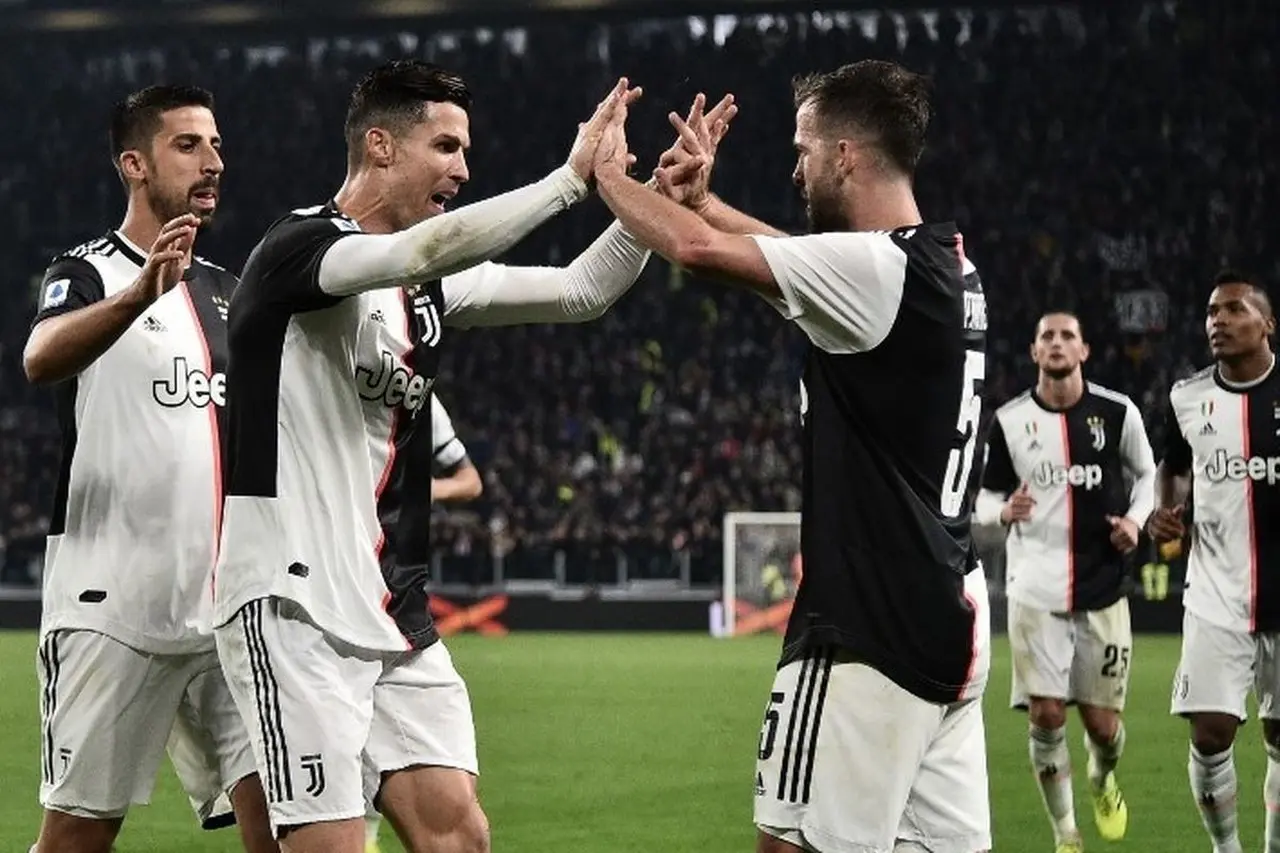 Miralem Pjanic Jelaskan Kondisi Dubai di Tengah Ketegangan, Bantah Berita Palsu Eropa Miralem Pjanic Jelaskan Kondisi Dubai di Tengah Ketegangan, Bantah Berita Palsu Eropa