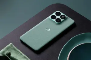 Motorola Edge 70 Fusion Resmi Meluncur Global: Bawa Baterai 7.000 mAh dan Layar 144 Hz