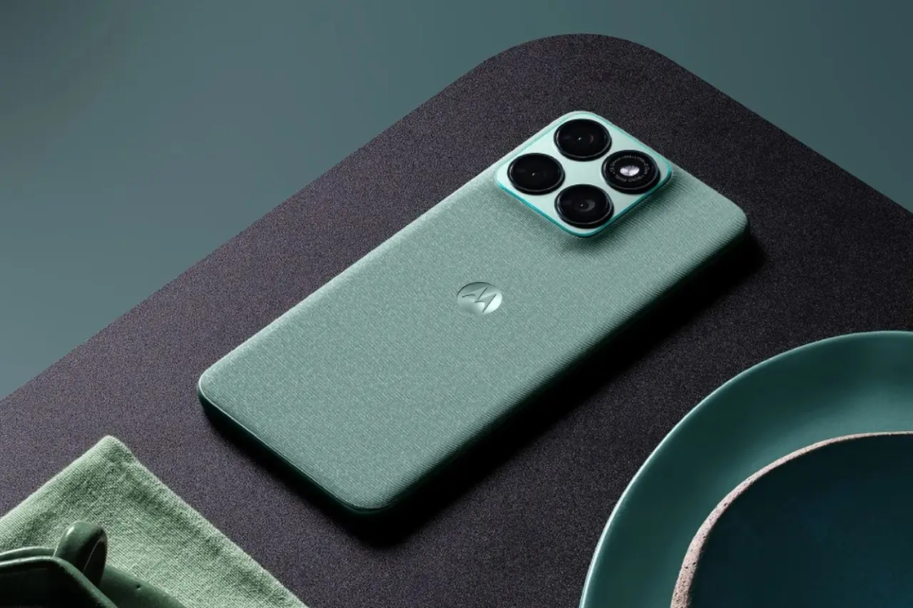 Motorola Edge 70 Fusion Resmi Meluncur Global: Bawa Baterai 7.000 mAh dan Layar 144 Hz Motorola Edge 70 Fusion Resmi Meluncur Global: Bawa Baterai 7.000 mAh dan Layar 144 Hz