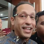 Nadiem Makarim Ungkap Makna Arahan “Singkirkan Manusia, Ganti Software” di Grup WA Sebelum Jadi Menteri