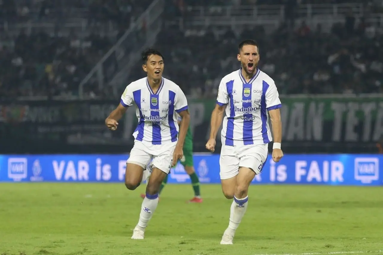 Persaingan Super League 2025-2026 Memanas: Persib Jaga Puncak, Borneo FC Ungkap Tantangan Berat Persaingan Super League 2025-2026 Memanas: Persib Jaga Puncak, Borneo FC Ungkap Tantangan Berat