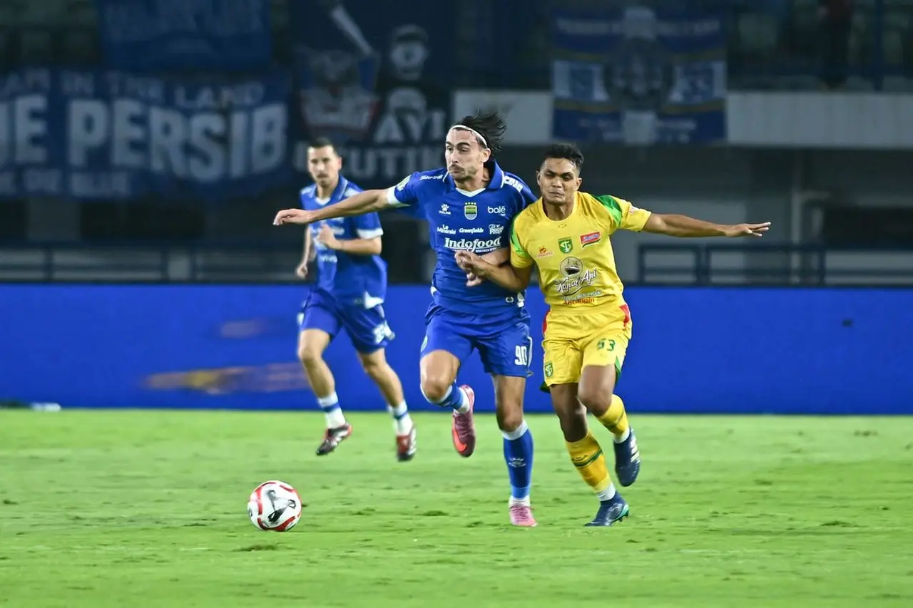 Persebaya Surabaya Tantang Persib Bandung: Bajul Ijo Uji Konsistensi Maung Bandung di Kandang Sendiri