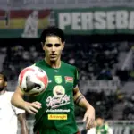 Persebaya vs Persib: Bernardo Tavares Jelaskan Taktik Hadapi Juara Bertahan di Super League Malam Ini