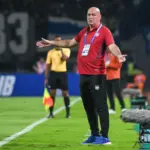 Persebaya vs Persib: Bojan Hodak Kenang Kekalahan Pahit di GBT, Optimistis Tatap Laga Super League 2025-2026