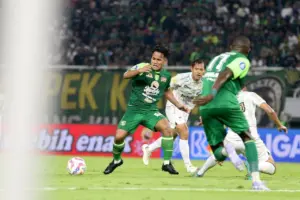 Persib Bandung Hadapi Persebaya Surabaya di Pekan ke-24 Super League, Hodak Soroti Pertahanan Lawan