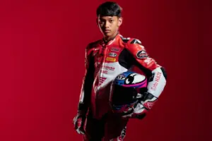 Veda Ega Pratama Curi Perhatian di Moto3 Thailand, Corsedimoto: Indonesia Temukan Bintang Kecilnya