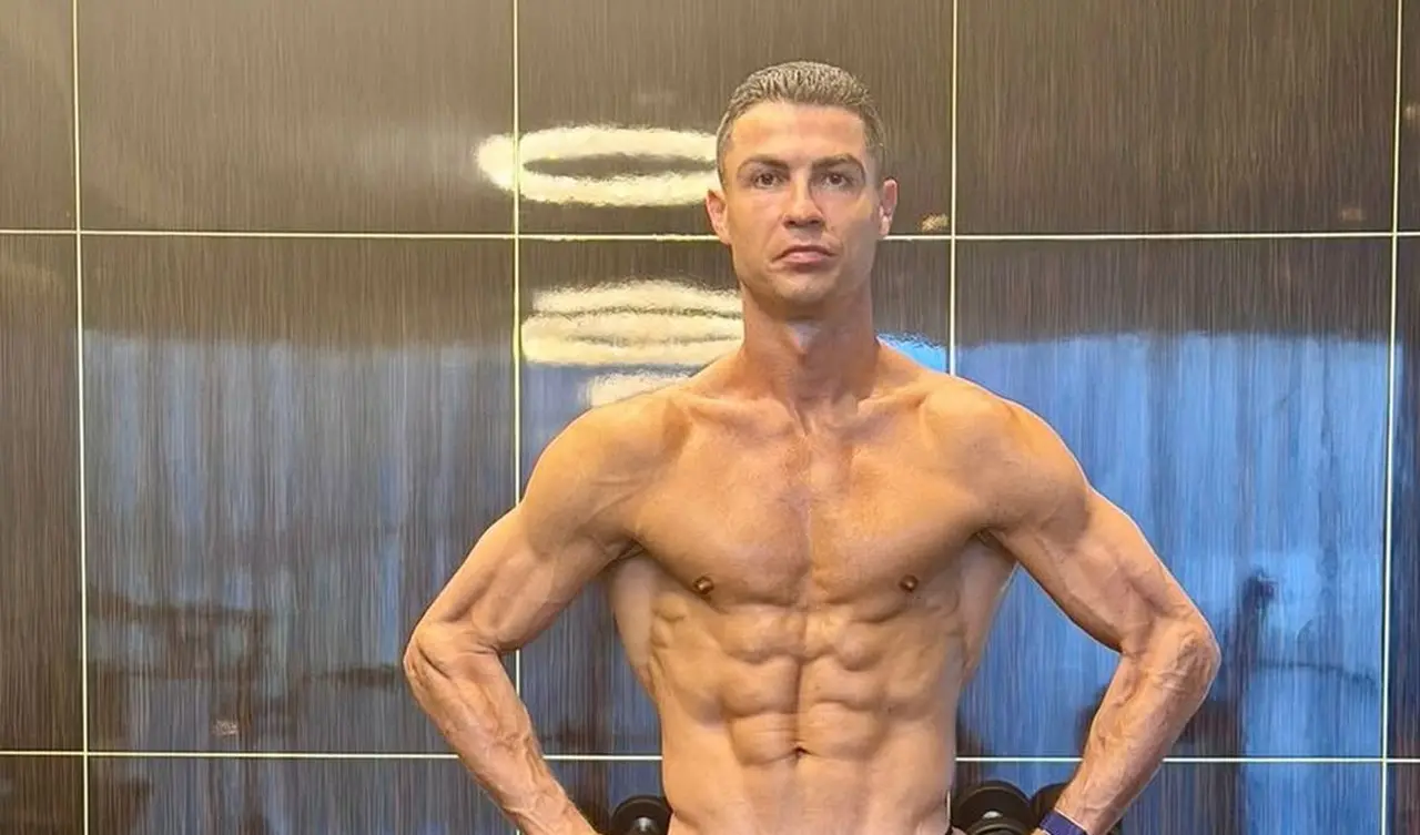 Pola Makan Cristiano Ronaldo Diungkap Mantan Koki, Fokus Protein, Sayuran, dan Tanpa Gula