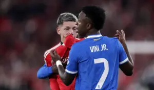 UEFA Jatuhkan Sanksi Enam Laga kepada Gianluca Prestianni usai Hina Vinicius Junior