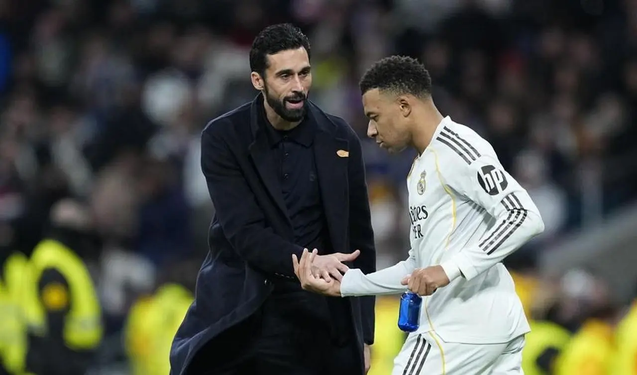 Real Madrid: Arbeloa Tanggapi Santai Kabar Mourinho Kembali dan Like Mbappe Real Madrid: Arbeloa Tanggapi Santai Kabar Mourinho Kembali dan Like Mbappe