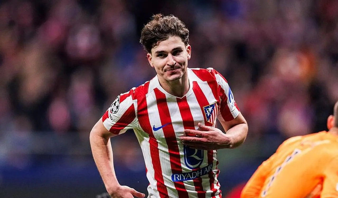 Atletico Madrid Tertawakan Tawaran Real Madrid untuk Julian Alvarez