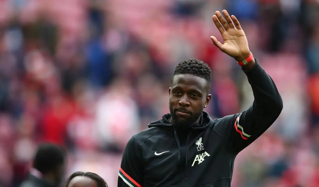 Divock Origi Umumkan Pensiun di Usia 31 Tahun Divock Origi Umumkan Pensiun di Usia 31 Tahun