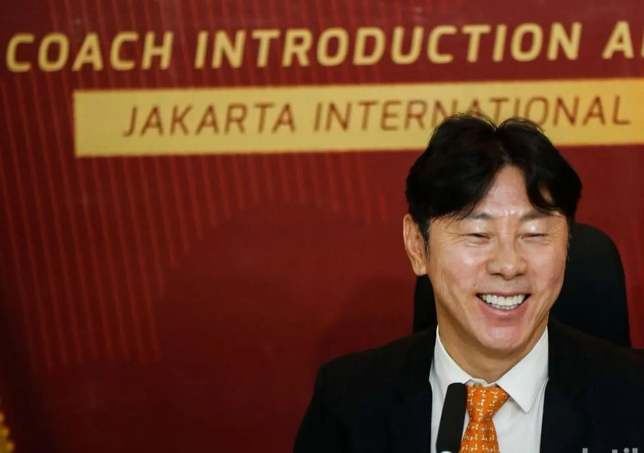 Erick Thohir Sambut Shin Tae-yong sebagai Pelatih Persija