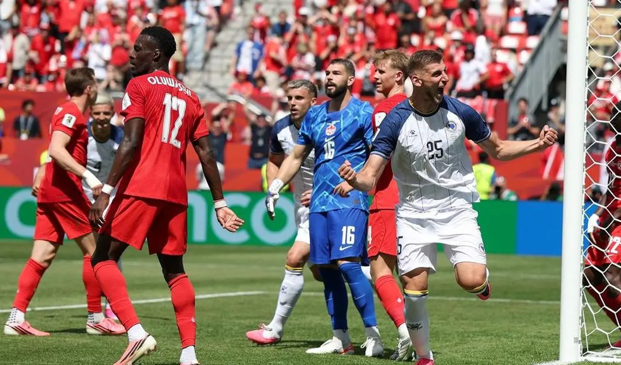 Kanada Vs Bosnia: Zmajevi Ungguli Tuan Rumah 1-0 di Babak I Kanada Vs Bosnia: Zmajevi Ungguli Tuan Rumah 1-0 di Babak I
