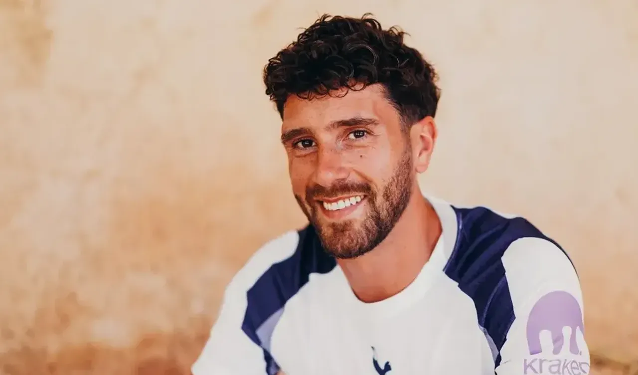 Marcos Senesi Resmi Gabung Tottenham Hotspur Marcos Senesi Resmi Gabung Tottenham Hotspur