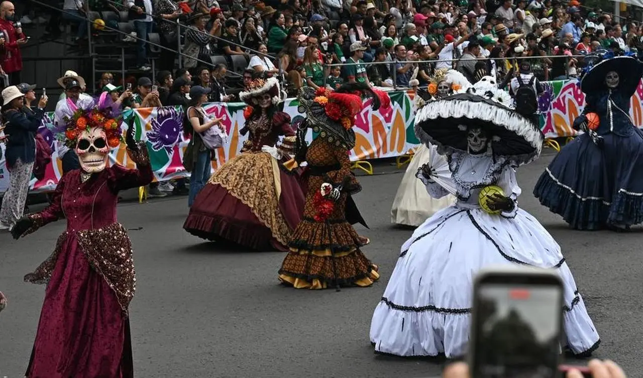 Parade Akbar Piala Dunia 2026 Warnai Jalan Utama Mexico City