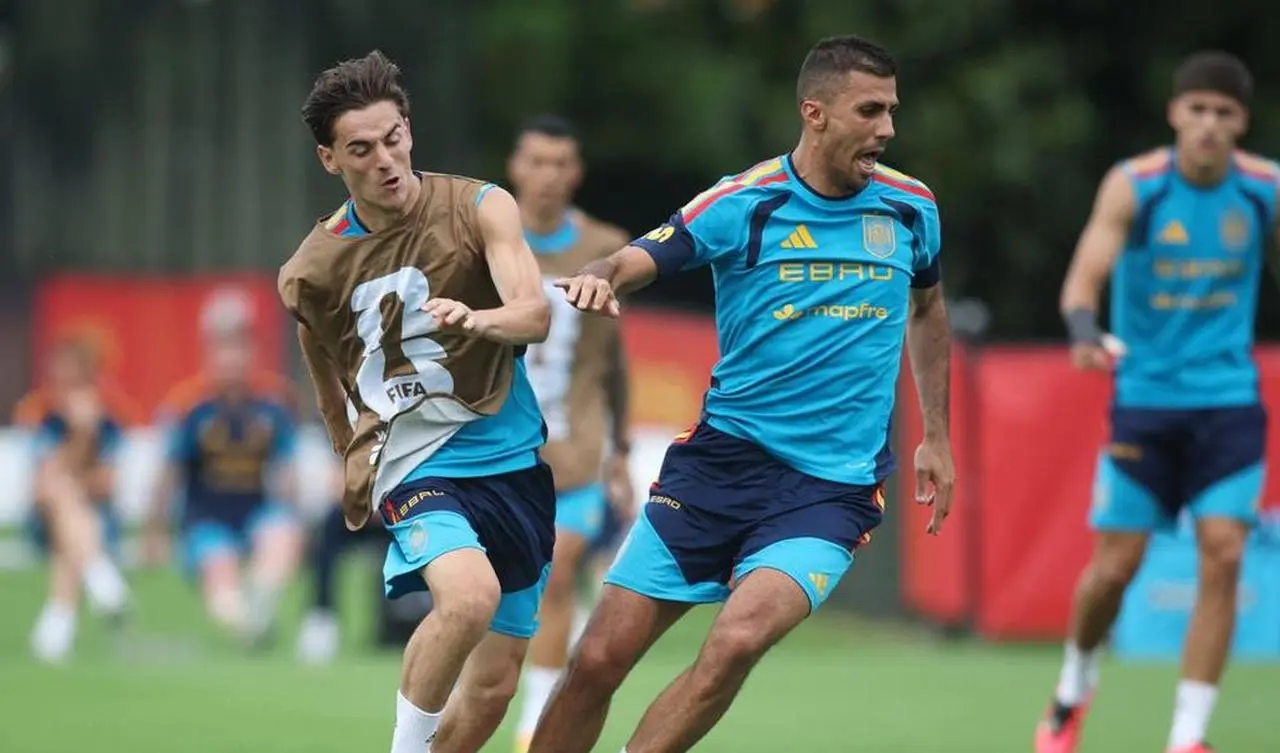 Rodri Ingatkan Gavi Kurangi Intensitas saat Latihan Spanyol