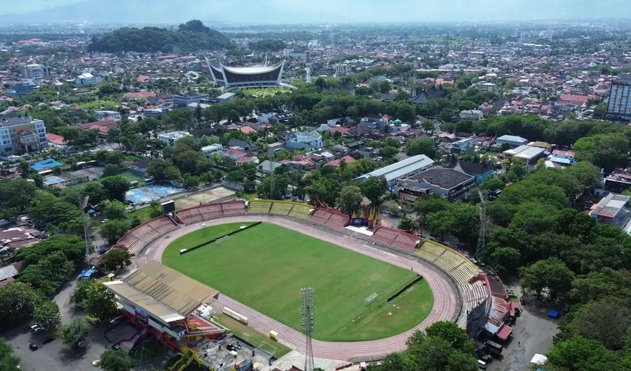 Stadion H Agus Salim Dibongkar Total untuk Rekonstruksi