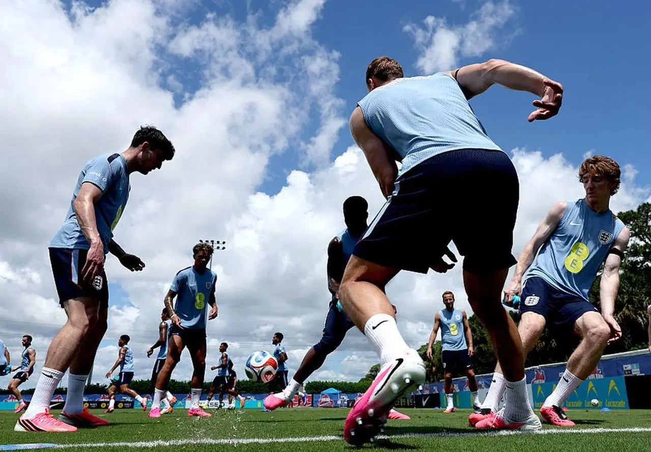 Timnas Inggris Kemalingan di Kansas City Jelang Piala Dunia 2026 Timnas Inggris Kemalingan di Kansas City Jelang Piala Dunia 2026